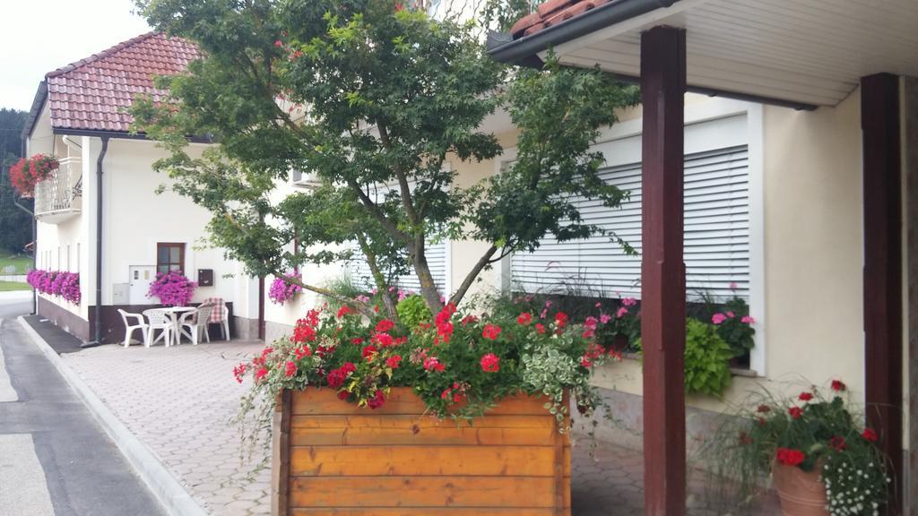 Darja Guesthouse Dob 外观 照片